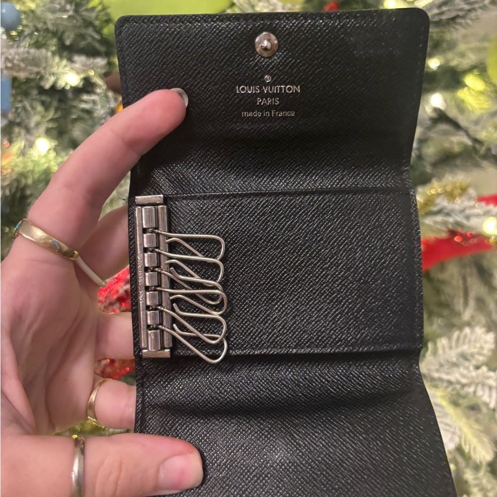 Louis Vuitton Damier Graphite Multiclés 6 Key Holder - Picture 5 of 8